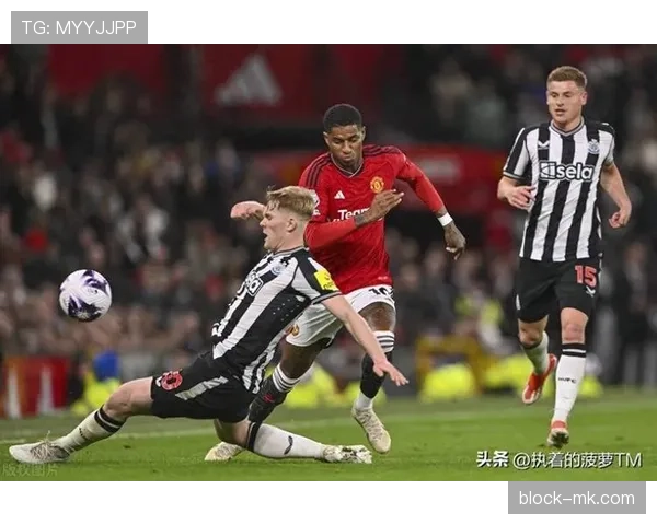 拉什福德未来定位成焦点:曼联高层酝酿关键决策,球员去留牵动全球球迷心弦 拉什福德未来定位成焦点:曼联高层酝酿关键决策,球员去留牵动全球球迷心弦