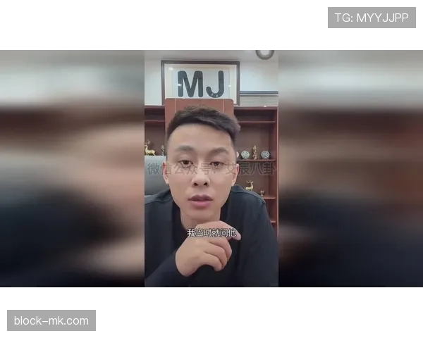 刘洋随手一件单品就比我一个月工资贵，刷到这图直接怀疑人生